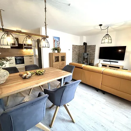 Meerzeit An Der Ostsee - Haus Fuer 8 Personen Holiday home