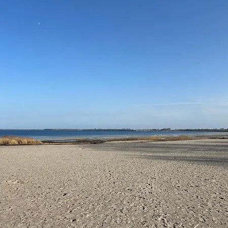 Meerzeit An Der Ostsee - Haus Fuer 8 Personen